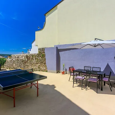 Hundefreundliches Nur 270 Meter Zum Mit Meerblick, Tischtennis, Grillbereich * Crikvenica