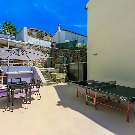 Ferienhaus Hundefreundliches Nur 270 Meter Zum Mit Meerblick, Tischtennis, Grillbereich